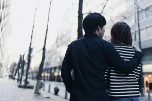 彼女がいるのに